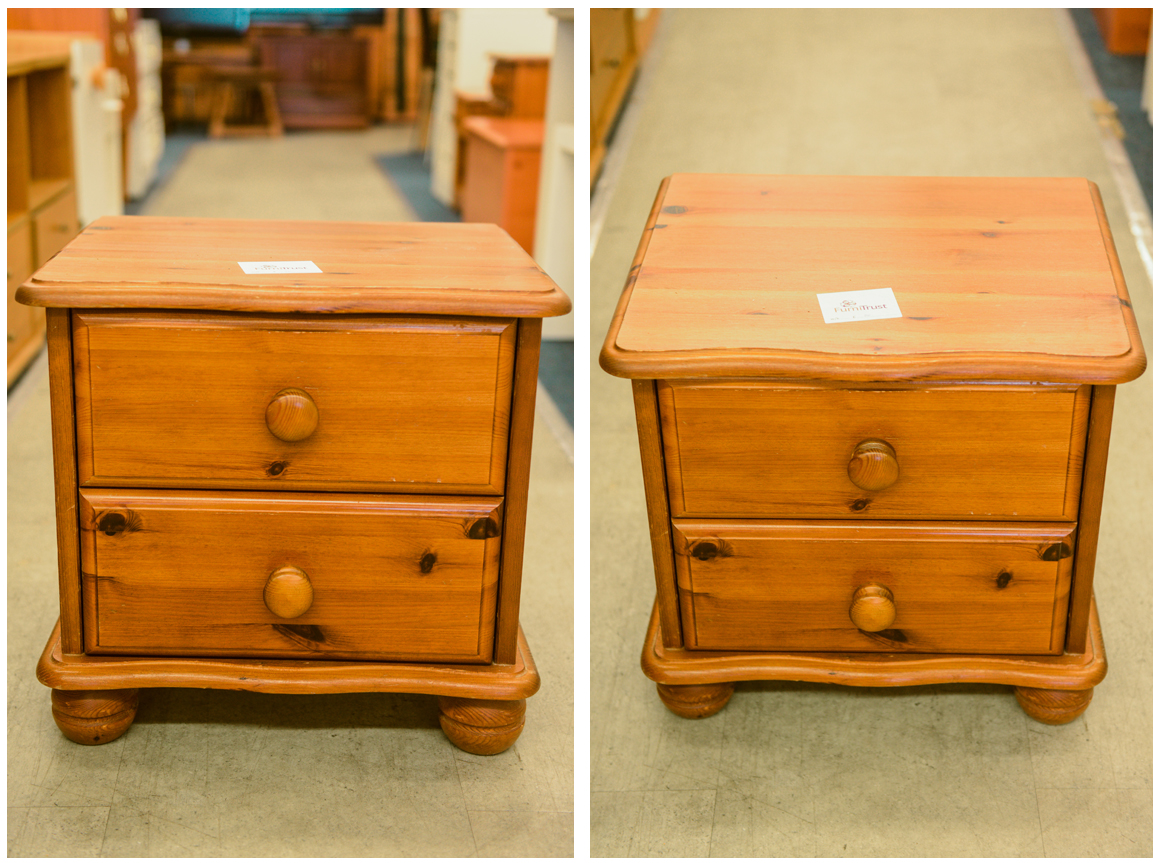 Pair of bedside Table