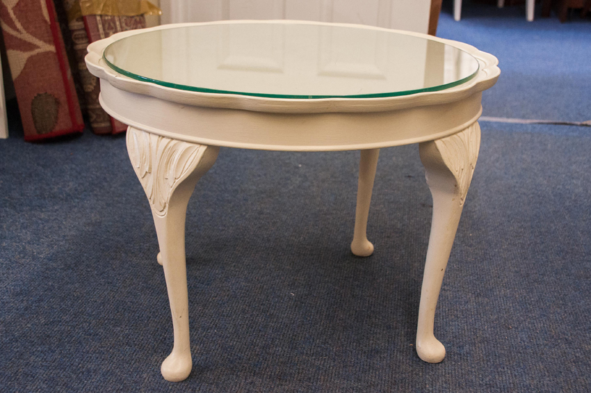 Coffee Table with glass top