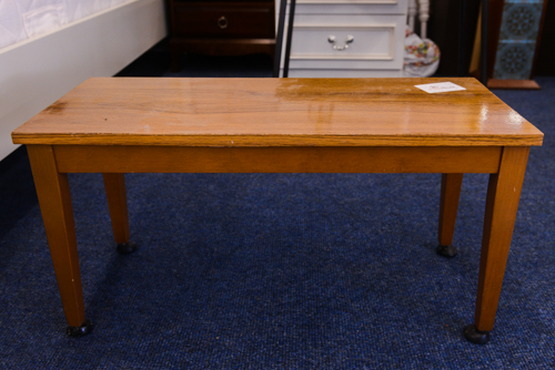 Side Table with wheels