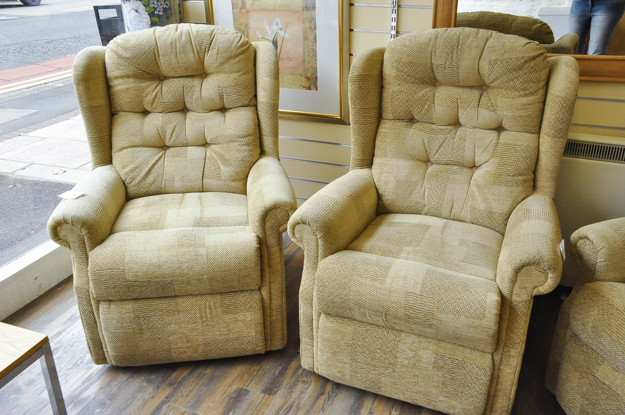 4 armchairs
£ 65 each