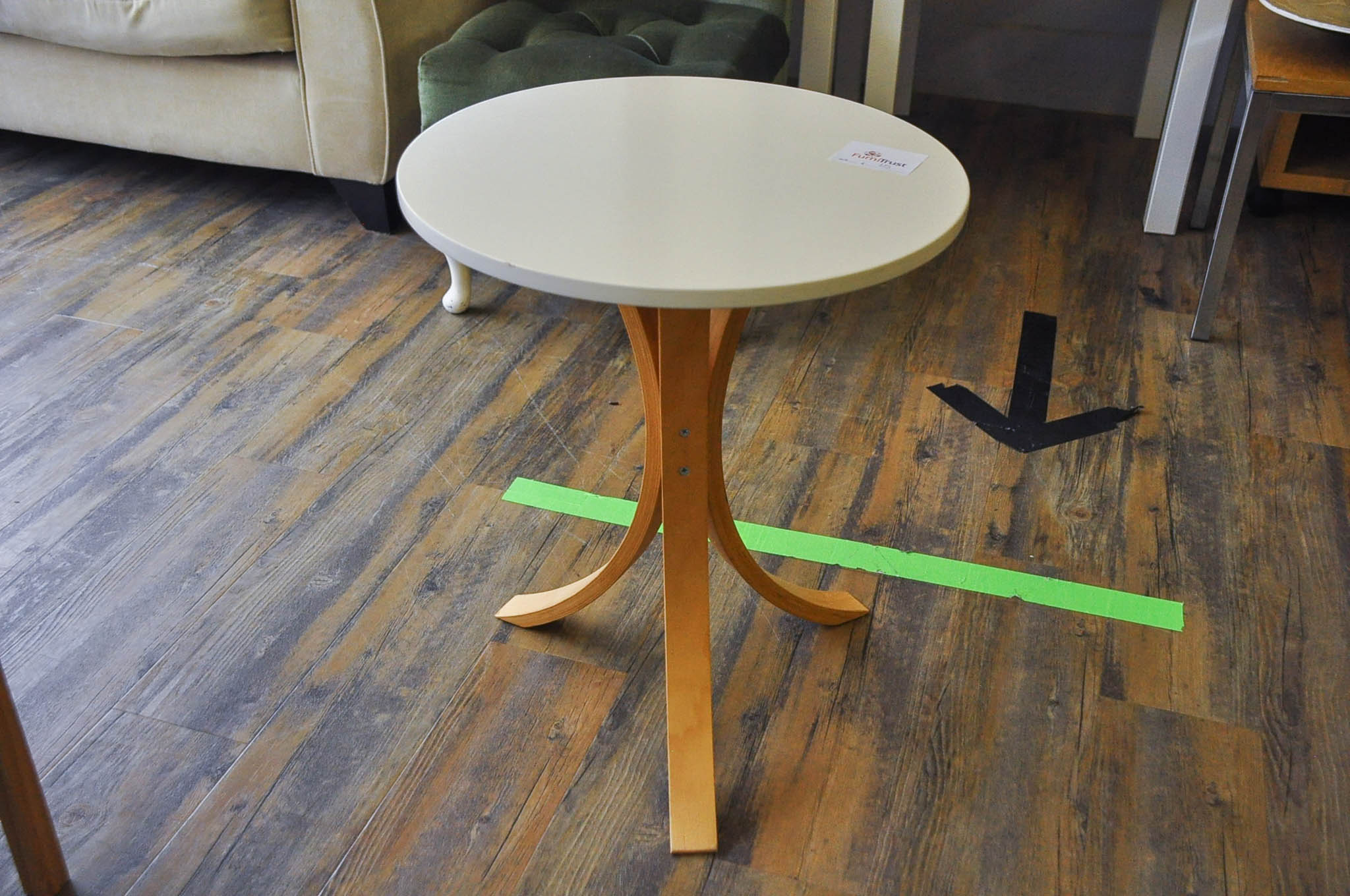2 Side Tables
£ 15 each